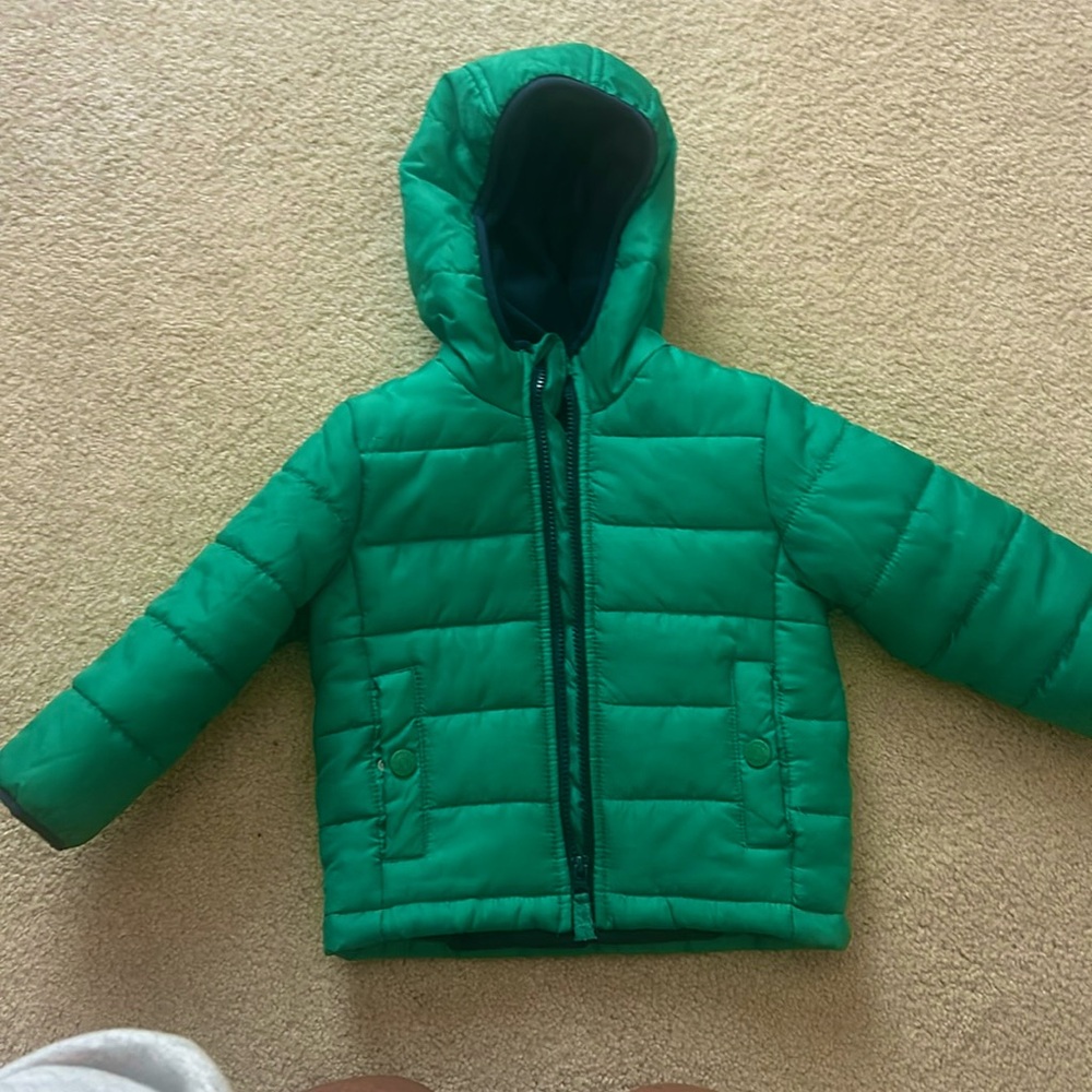 Oshkosh 2T puffer jacket